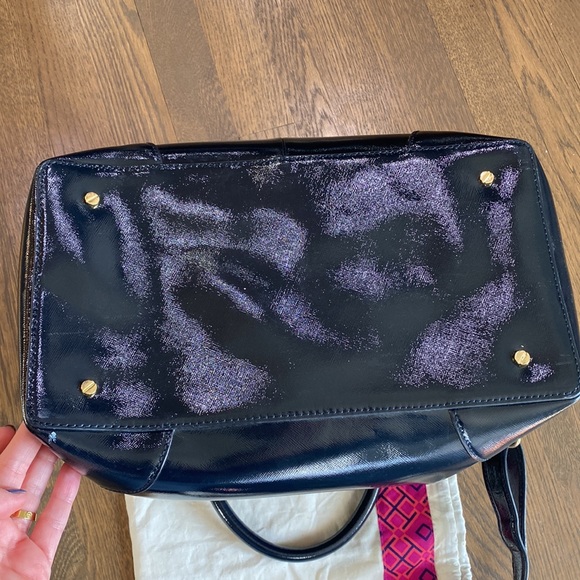 Tory Burch matching navy bag and wallet - Picture 11 of 15